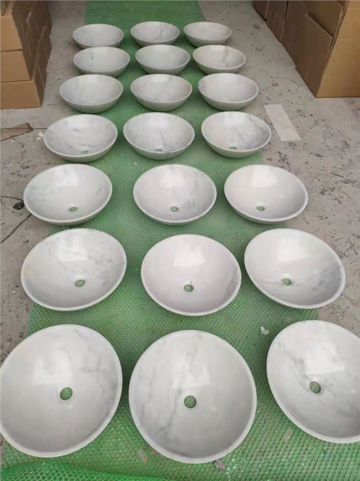 White color wash basin