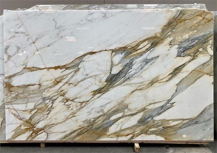 calacatta borghini marble slab price