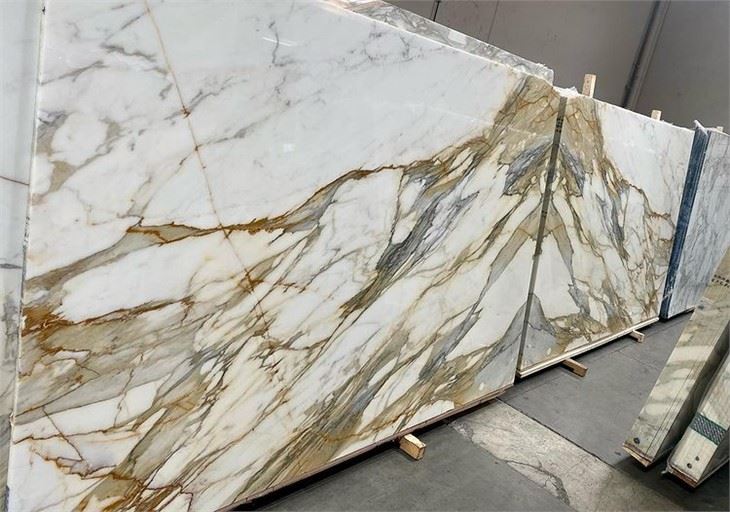calacatta borghini marble slab supplier