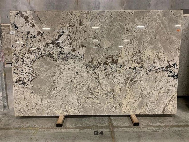 Adonis-White-Granite-Slab-for-Countertop-Bar-Top-Worktop.webp (3)(001)